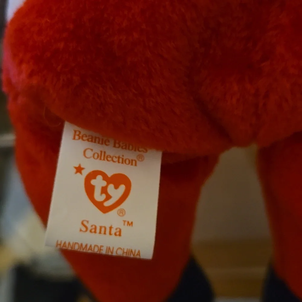 Ty Santa beanie baby, December, 1998 With Case